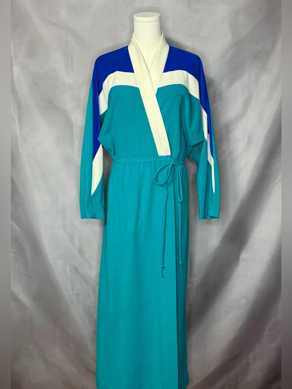 JC Penney Correlations Teal Colorblock Robe 80s Vintage